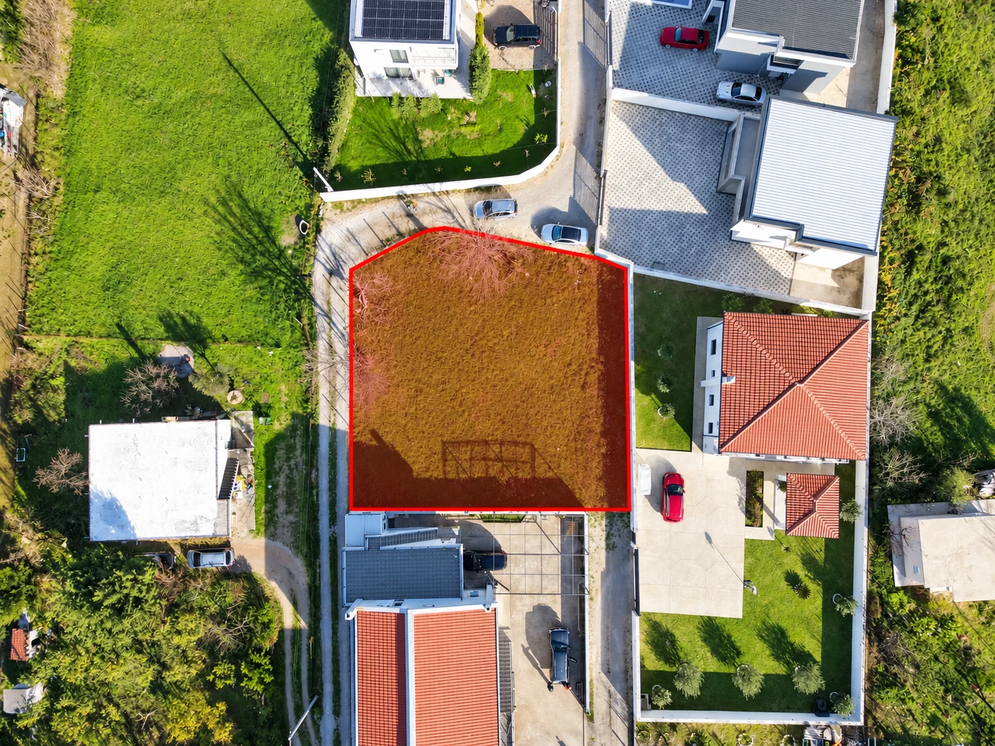 Bar Polje bölgesindeki Naše Polje arsası